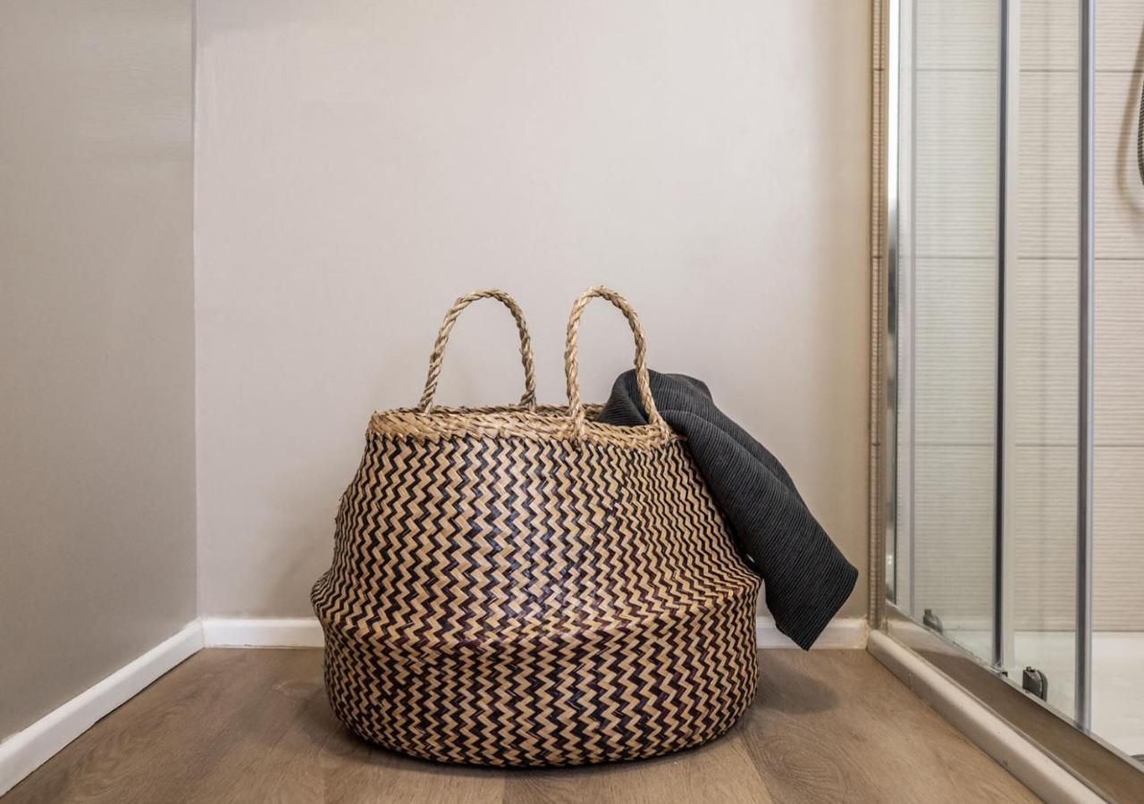 Emilia Suite Essence Modena Luaran gambar